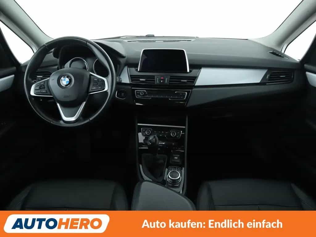 BMW 2 Series 218i Gran Tourer Advantage*NAVI*PDC*TEMPO* 06/2018-photo-11