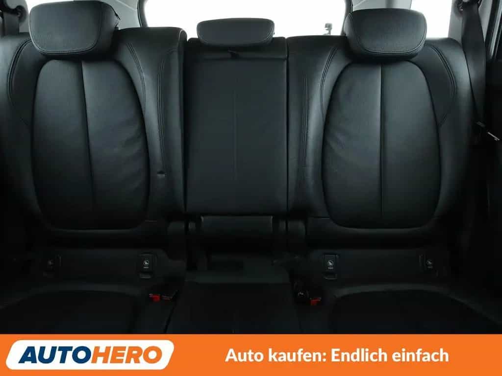 BMW 2 Series 218i Gran Tourer Advantage*NAVI*PDC*TEMPO* 06/2018-photo-15