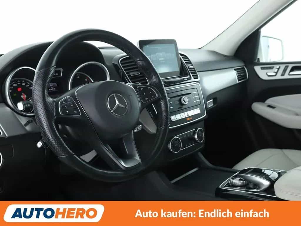 Mercedes-Benz GLE-Class GLE 350 d 4Matic AMG Line Aut.*NAVI* 09/2016-photo-10