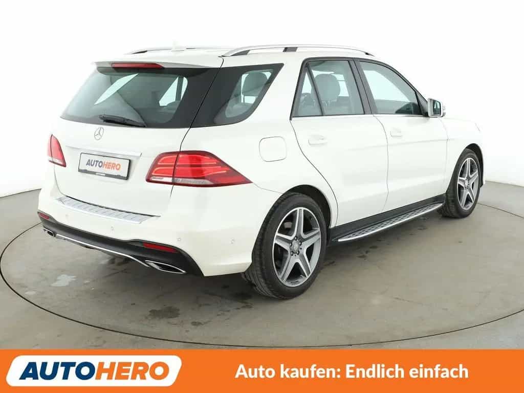 Mercedes-Benz GLE-Class GLE 350 d 4Matic AMG Line Aut.*NAVI* 09/2016-photo-5