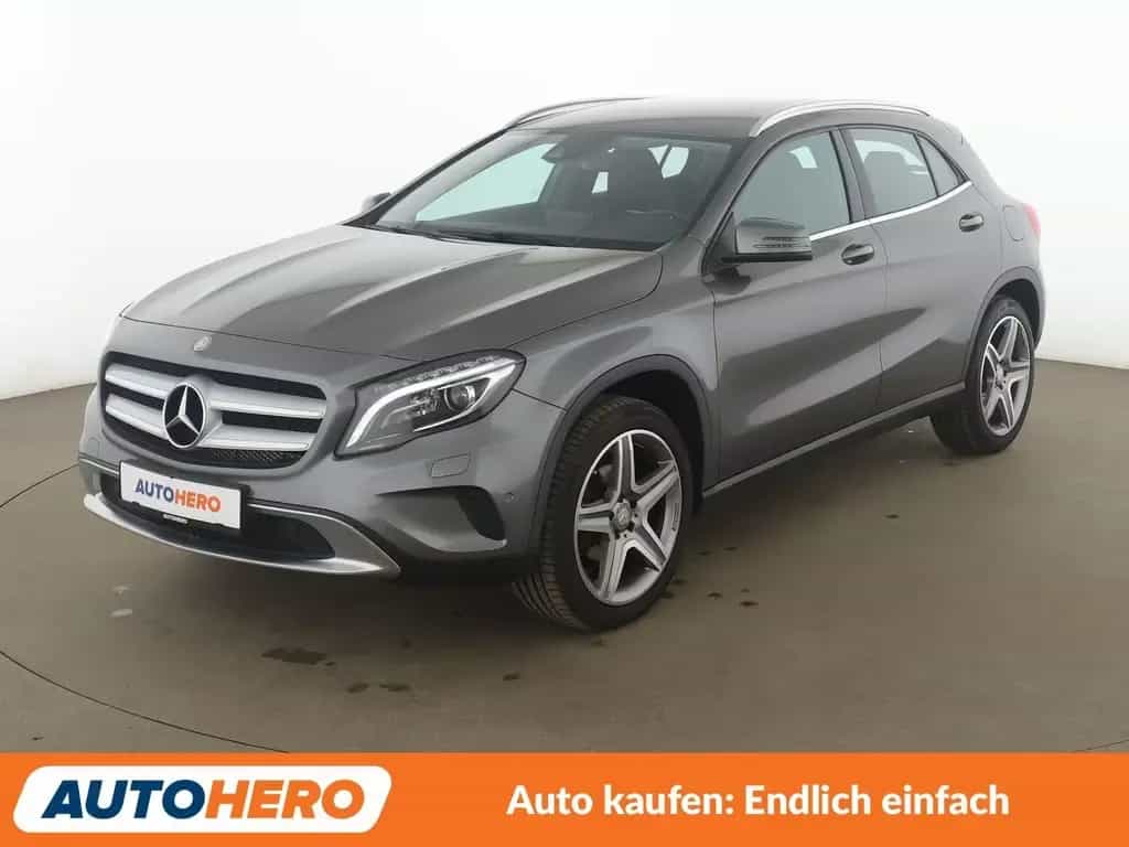 Mercedes-Benz GLA 200 GLA-Klasse GLA 200 Urban Aut.*NAVI*XENON*TEMPO* 10/2016-photo-0