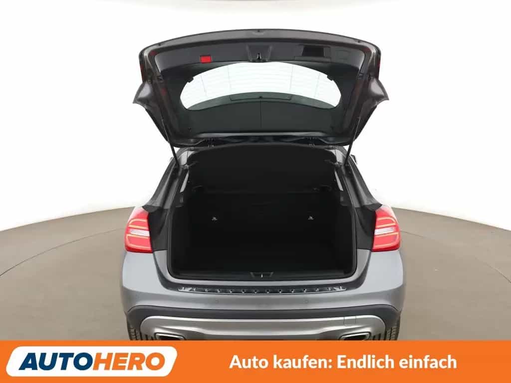 Mercedes-Benz GLA 200 GLA-Klasse GLA 200 Urban Aut.*NAVI*XENON*TEMPO* 10/2016-photo-16