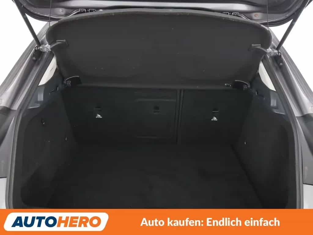 Mercedes-Benz GLA 200 GLA-Klasse GLA 200 Urban Aut.*NAVI*XENON*TEMPO* 10/2016-photo-17
