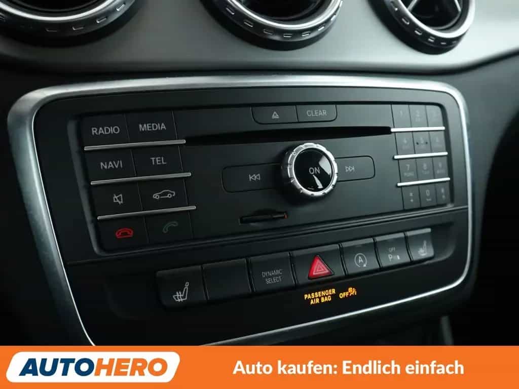 Mercedes-Benz GLA 200 GLA-Klasse GLA 200 Urban Aut.*NAVI*XENON*TEMPO* 10/2016-photo-22