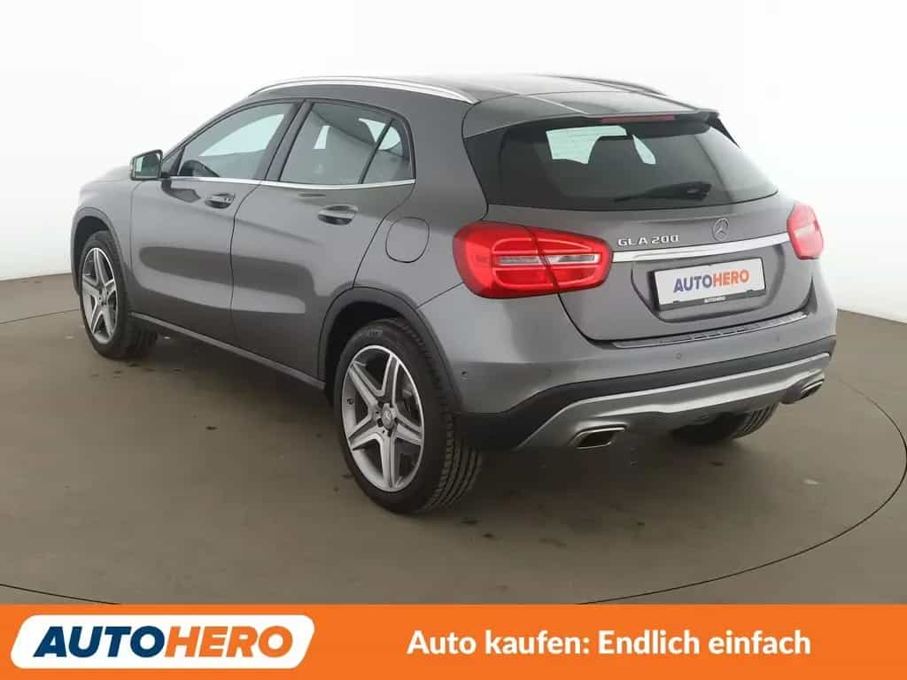 Mercedes-Benz GLA 200 GLA-Klasse GLA 200 Urban Aut.*NAVI*XENON*TEMPO* 10/2016-photo-3