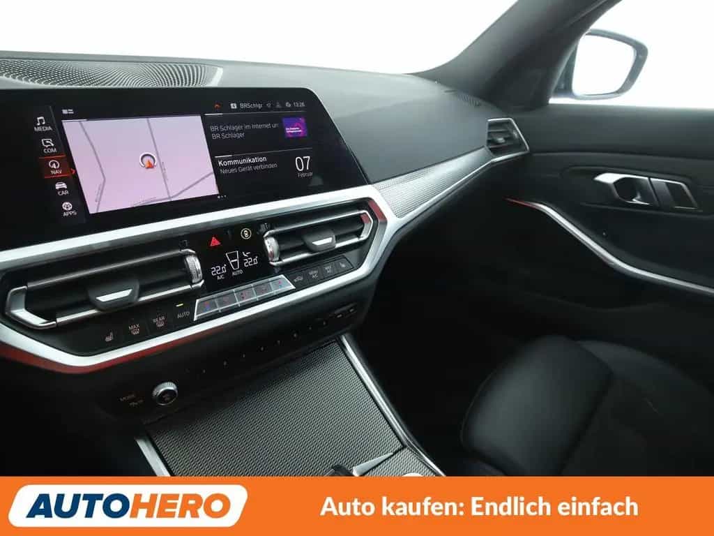 BMW 3 Series 320d M Sport Aut.*NAVI*LED*ACC*HUD*PDC*SHZ* 07/2021-photo-25