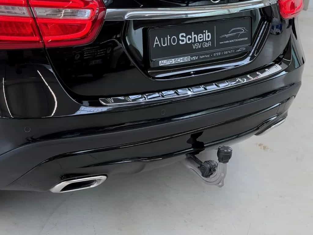 Mercedes-Benz GLA 250 4Matic*1.Hd*Exclusiv*Distronic*Kam*AMG 02/2017-photo-11