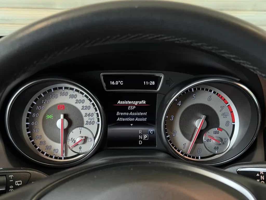 Mercedes-Benz GLA 250 4Matic*1.Hd*Exclusiv*Distronic*Kam*AMG 02/2017-photo-20