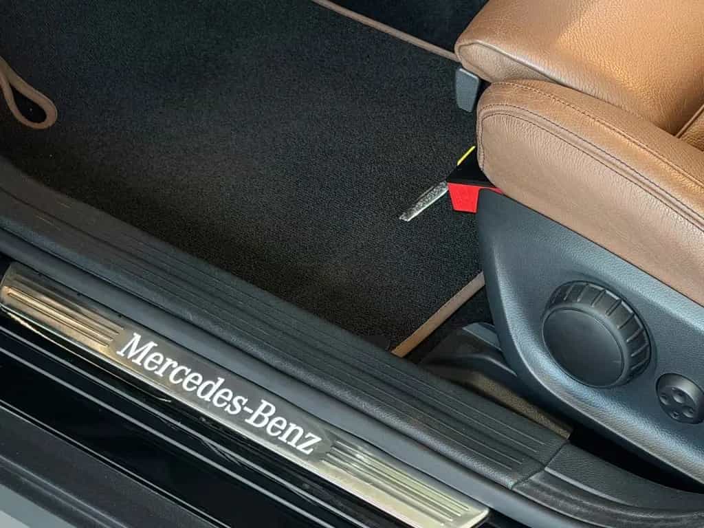 Mercedes-Benz GLA 250 4Matic*1.Hd*Exclusiv*Distronic*Kam*AMG 02/2017-photo-28