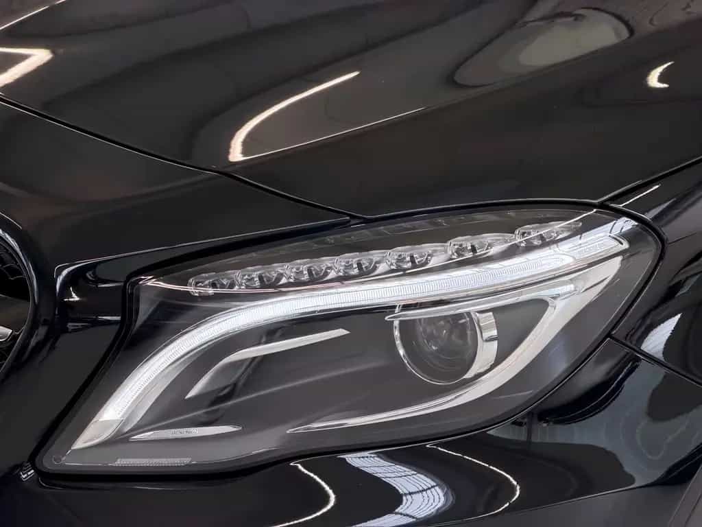 Mercedes-Benz GLA 250 4Matic*1.Hd*Exclusiv*Distronic*Kam*AMG 02/2017-photo-3