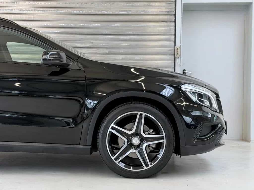 Mercedes-Benz GLA 250 4Matic*1.Hd*Exclusiv*Distronic*Kam*AMG 02/2017-photo-40