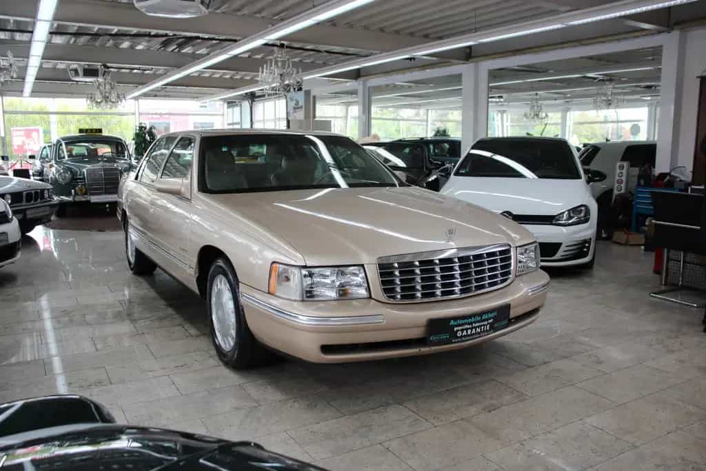 Cadillac Deville V8 Limousine *Vollleder/Klimaautomatik* 07/1998-photo-1
