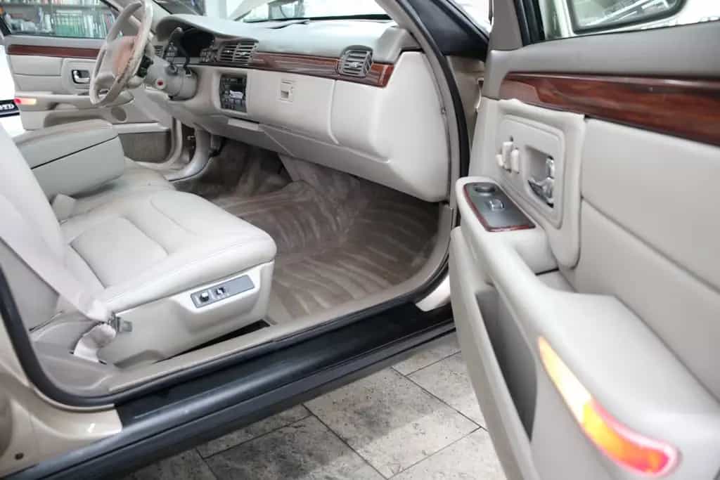Cadillac Deville V8 Limousine *Vollleder/Klimaautomatik* 07/1998-photo-13