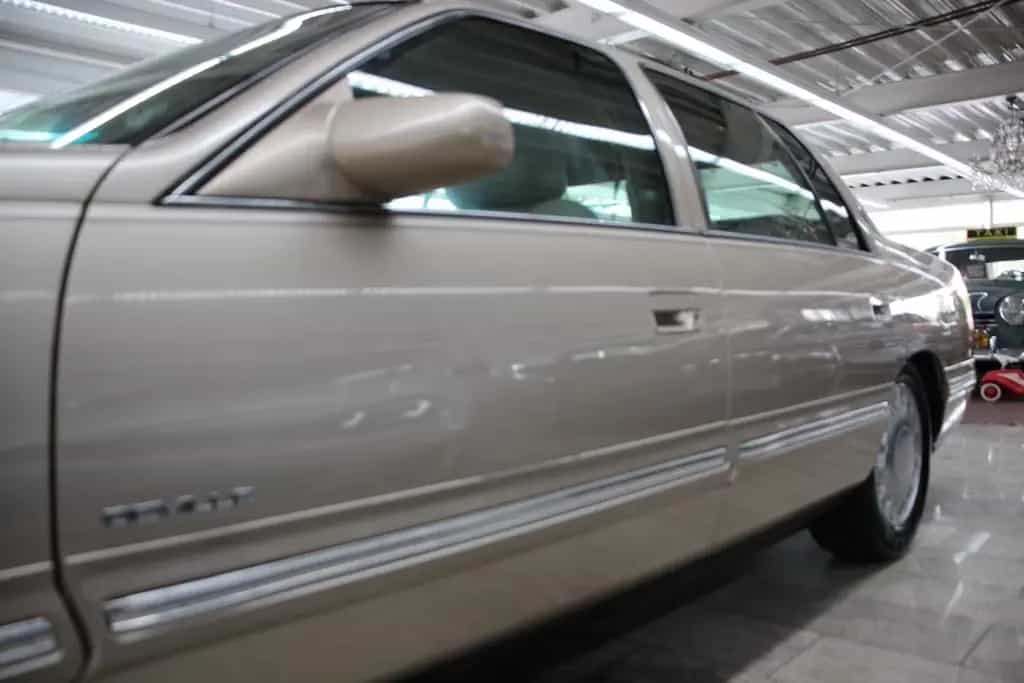 Cadillac Deville V8 Limousine *Vollleder/Klimaautomatik* 07/1998-photo-30