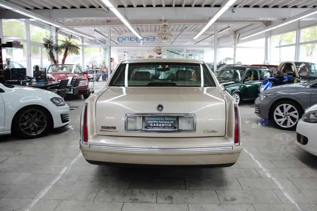 Cadillac Deville V8 Limousine *Vollleder/Klimaautomatik* 07/1998-photo-5