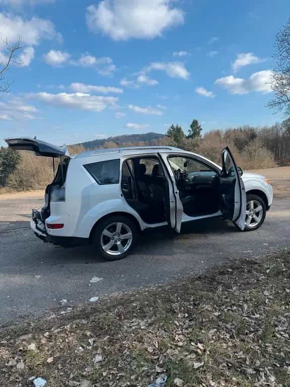 Mitsubishi Outlander 2.2 Motor 01/2010-photo-3