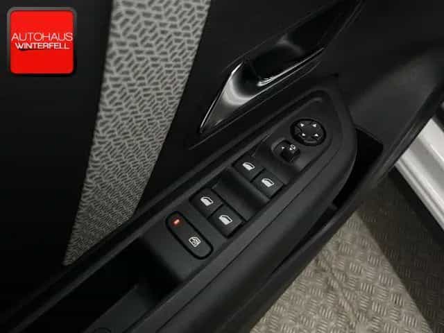 Citroën C4 PureTech 130 EAT8 FEEL PACK LED+KAMERA+KLIMA+ 06/2023-photo-23