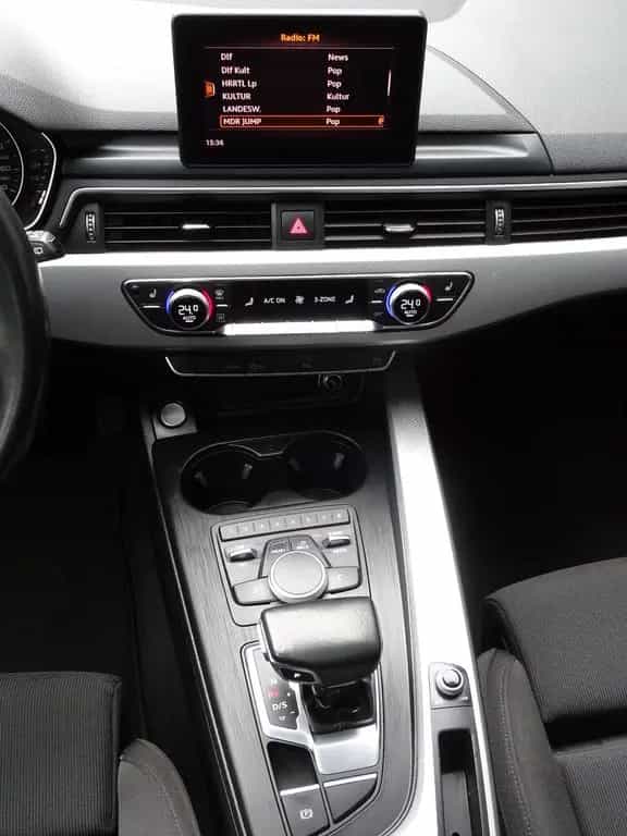Audi A4 Avant 35 TFSI sport S-tronic/Panorama/B+O/18" 06/2019-photo-12