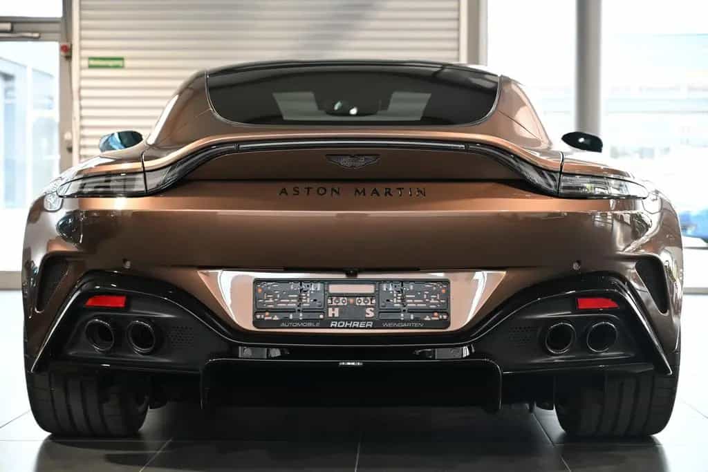 Aston Martin V8 Vantage Coupe/Magneto Bronze/B&W/UPE: 255k 07/2025-photo-14