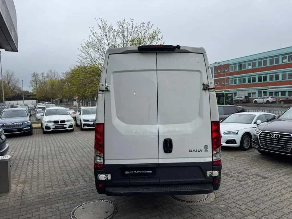 Iveco ANDERE Daily Fahrgestell Einzelkabine 35 S 06/2015-photo-5