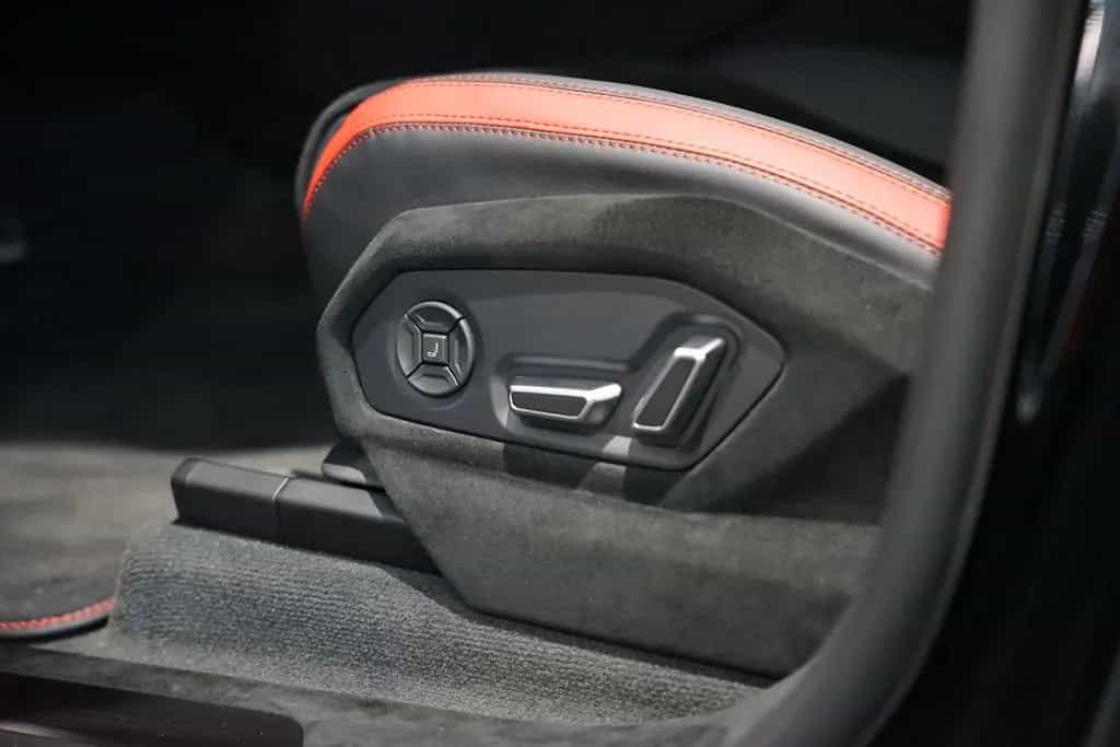 Lamborghini Urus Performante | Full Carbon | Akrapovic | PPF 03/2025-photo-29