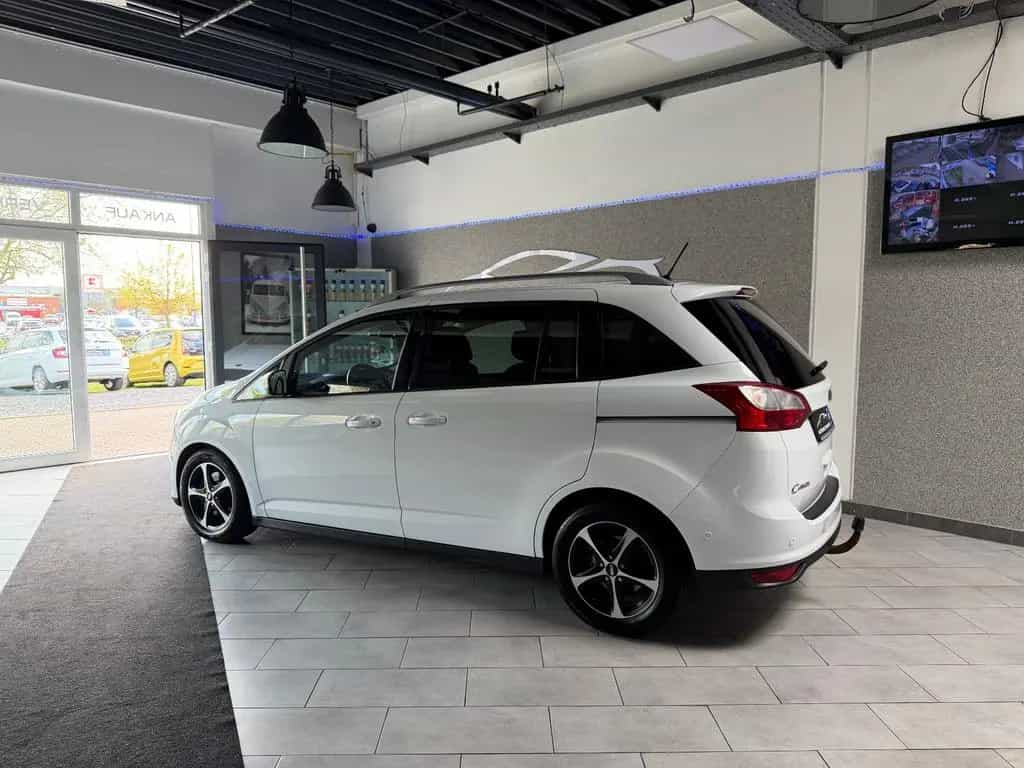 Ford Grand C-Max 1.0 Trend*12M.Garantie*Finanzierung* 03/2018-photo-5