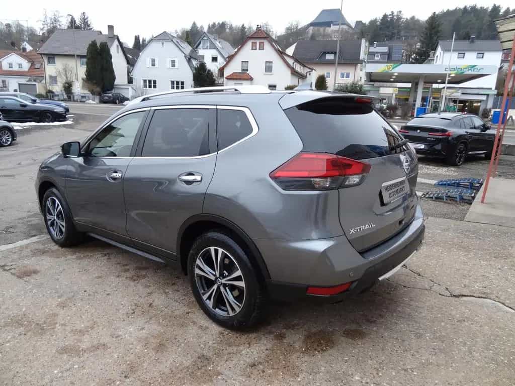 Nissan X-Trail N-Connecta/68TKM/7-Sitz/Navi/Pano/360Kam 09/2018-photo-2