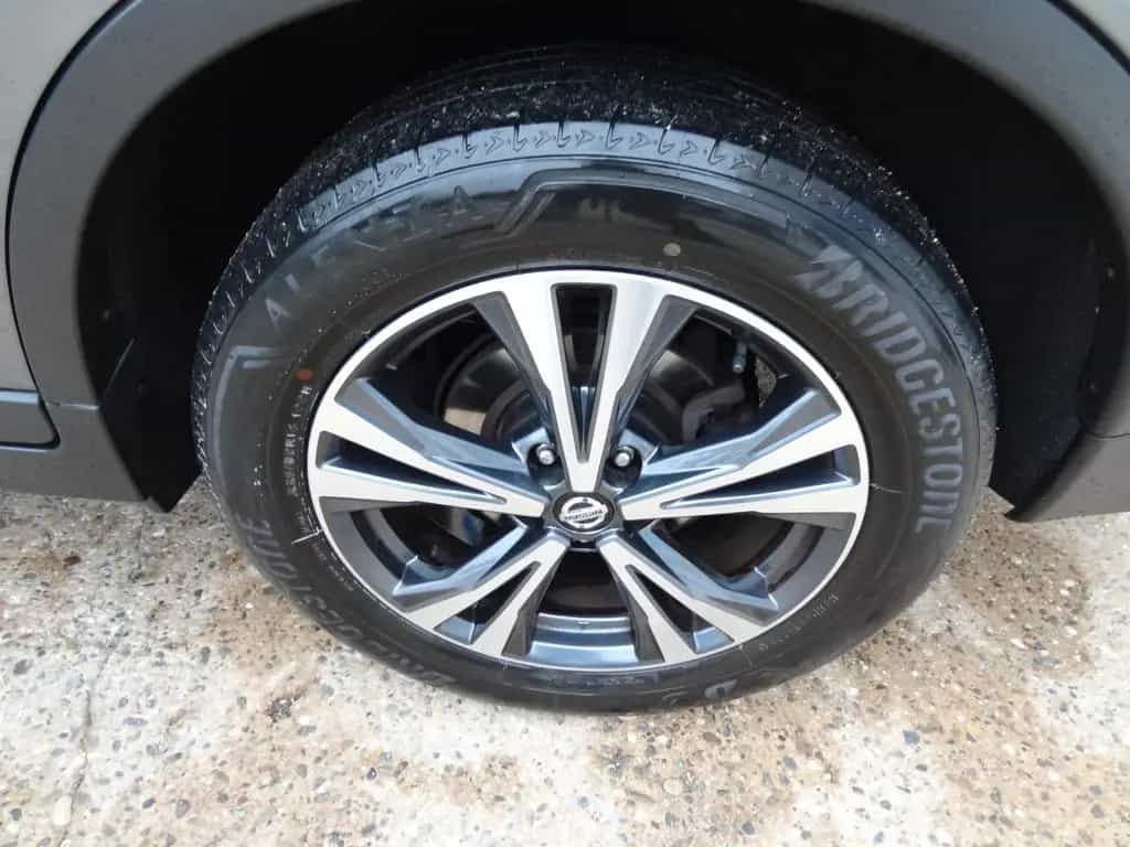 Nissan X-Trail N-Connecta/68TKM/7-Sitz/Navi/Pano/360Kam 09/2018-photo-24