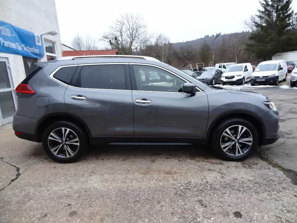 Nissan X-Trail N-Connecta/68TKM/7-Sitz/Navi/Pano/360Kam 09/2018-photo-5