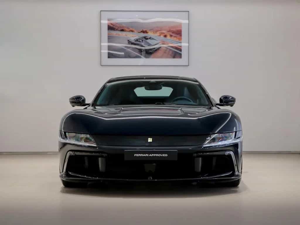 Ferrari 12Cilindri 12/2025-photo-1
