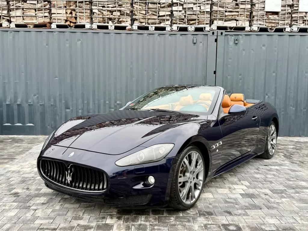 Maserati GranCabrio 4.7 V8 Sport Automatik Exklusiv 10/2012-photo-2