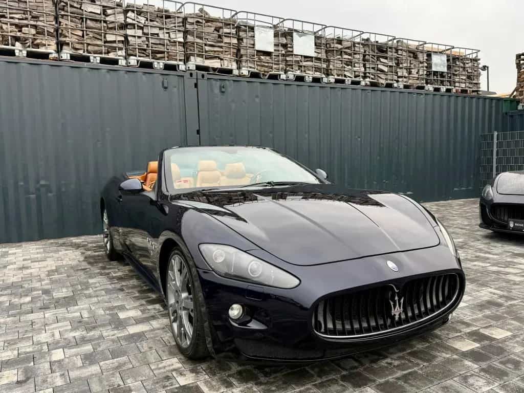 Maserati GranCabrio 4.7 V8 Sport Automatik Exklusiv 10/2012-photo-3