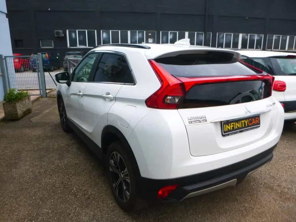 Mitsubishi Eclipse Cross 1.5 turbo 2WD Diamond 01/2019-photo-3