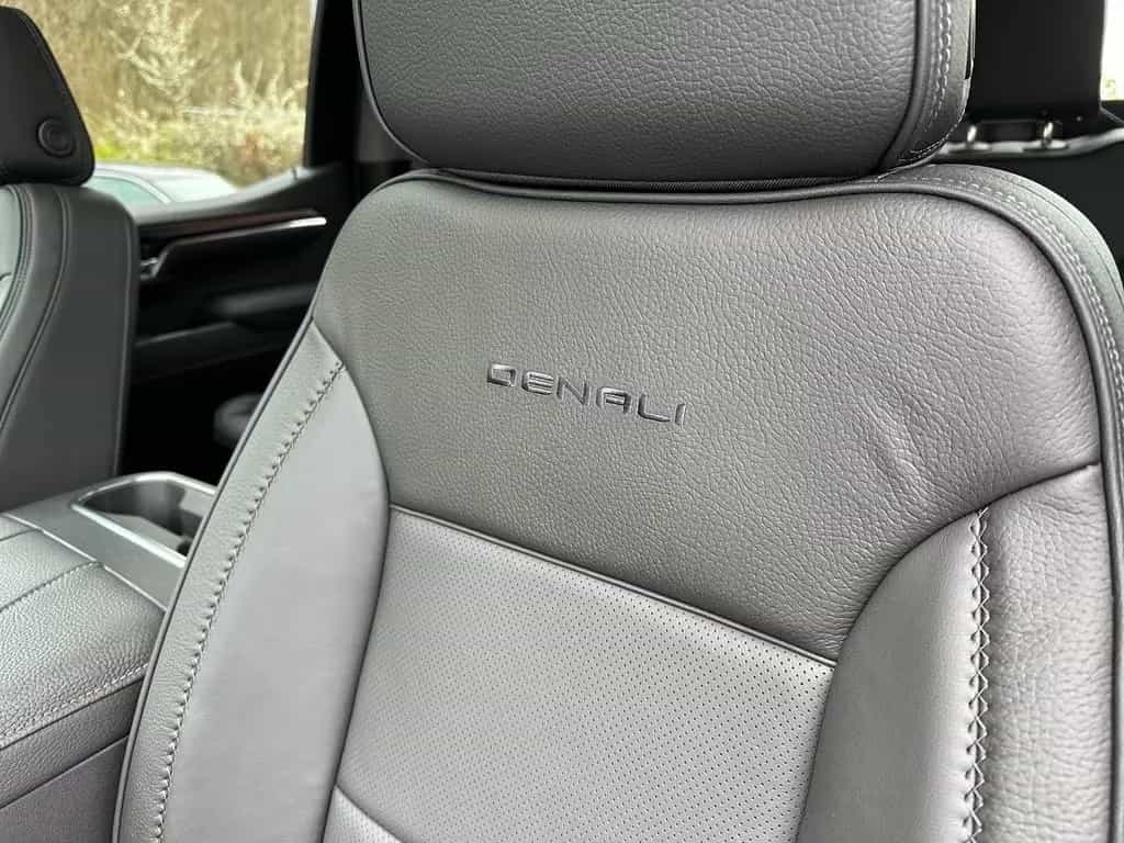 GMC Sierra Denali 1500 Diesel STD Bed (long) MY 26 null-photo-12