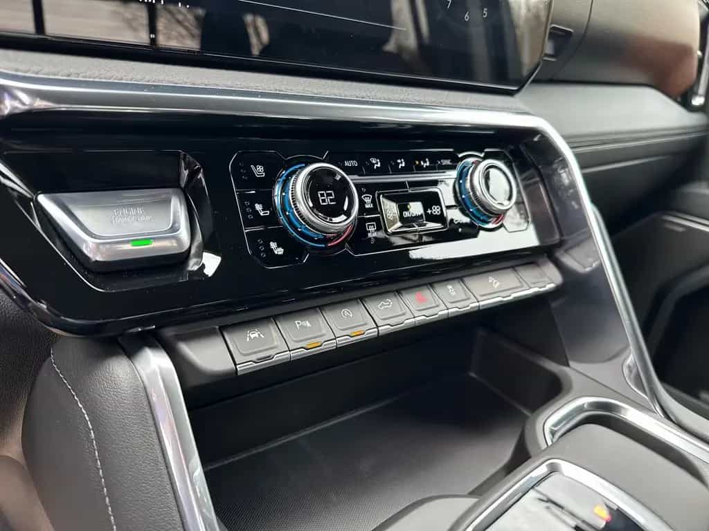 GMC Sierra Denali 1500 Diesel STD Bed (long) MY 26 null-photo-14