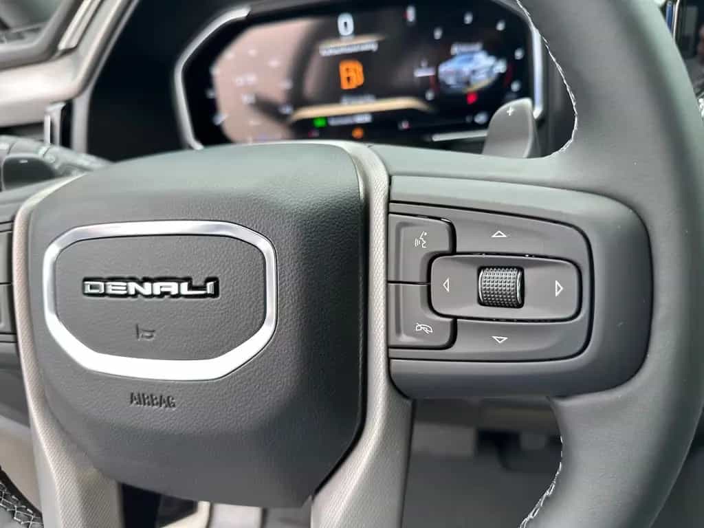 GMC Sierra Denali 1500 Diesel STD Bed (long) MY 26 null-photo-19