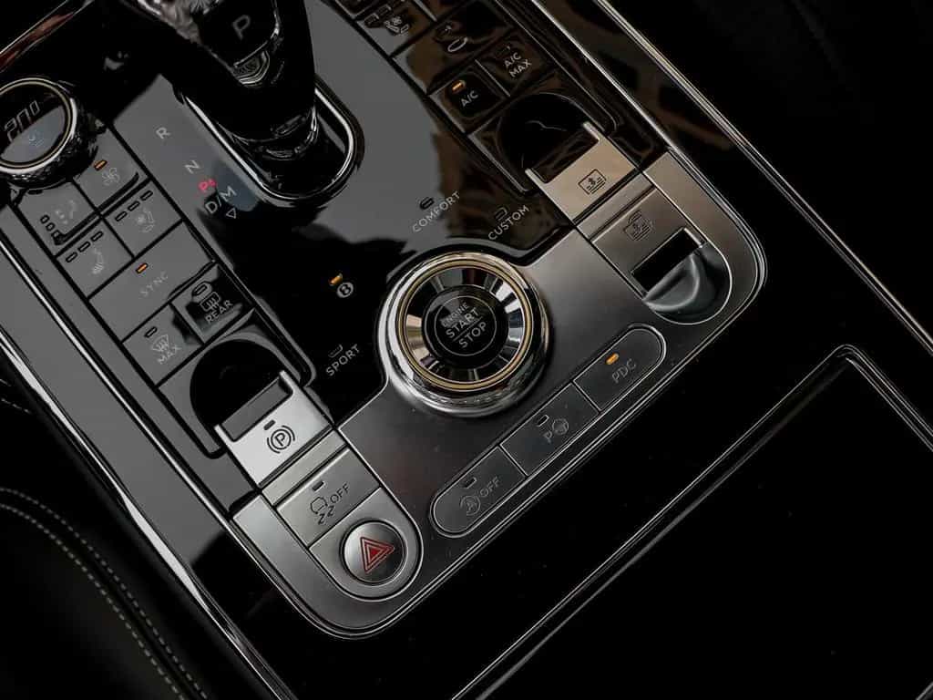 Bentley Flying Spur 6.0 W12 635hp First Edition 07/2020-photo-29