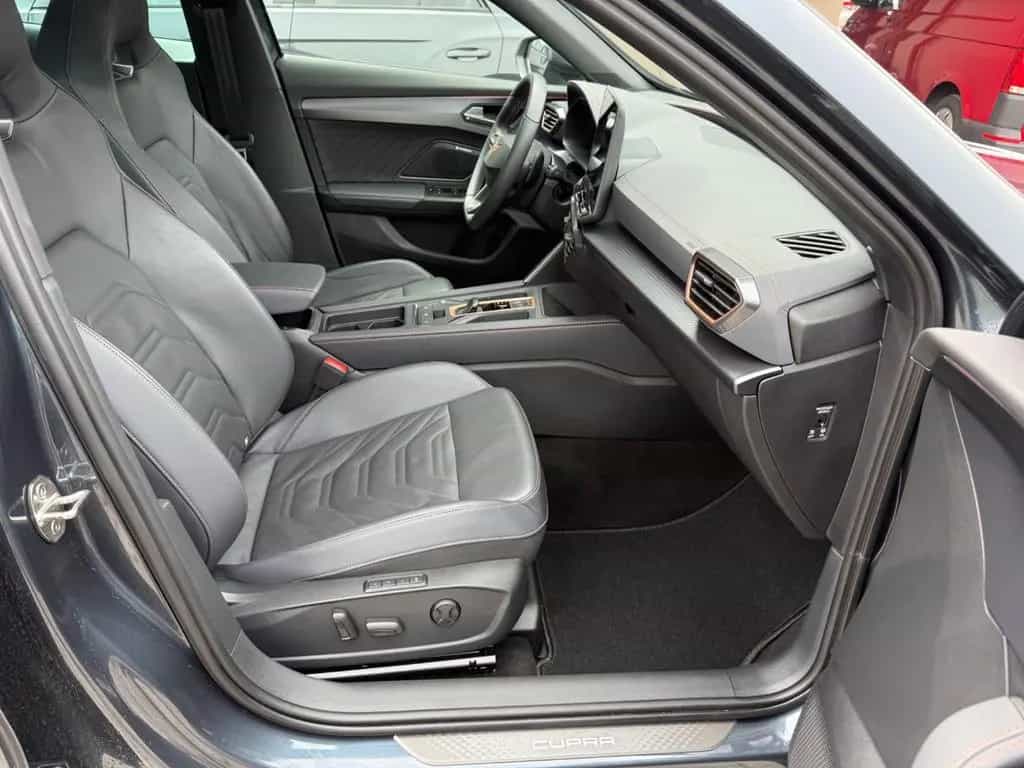 Cupra Formentor 1.5 eTSI 06/2025-photo-10