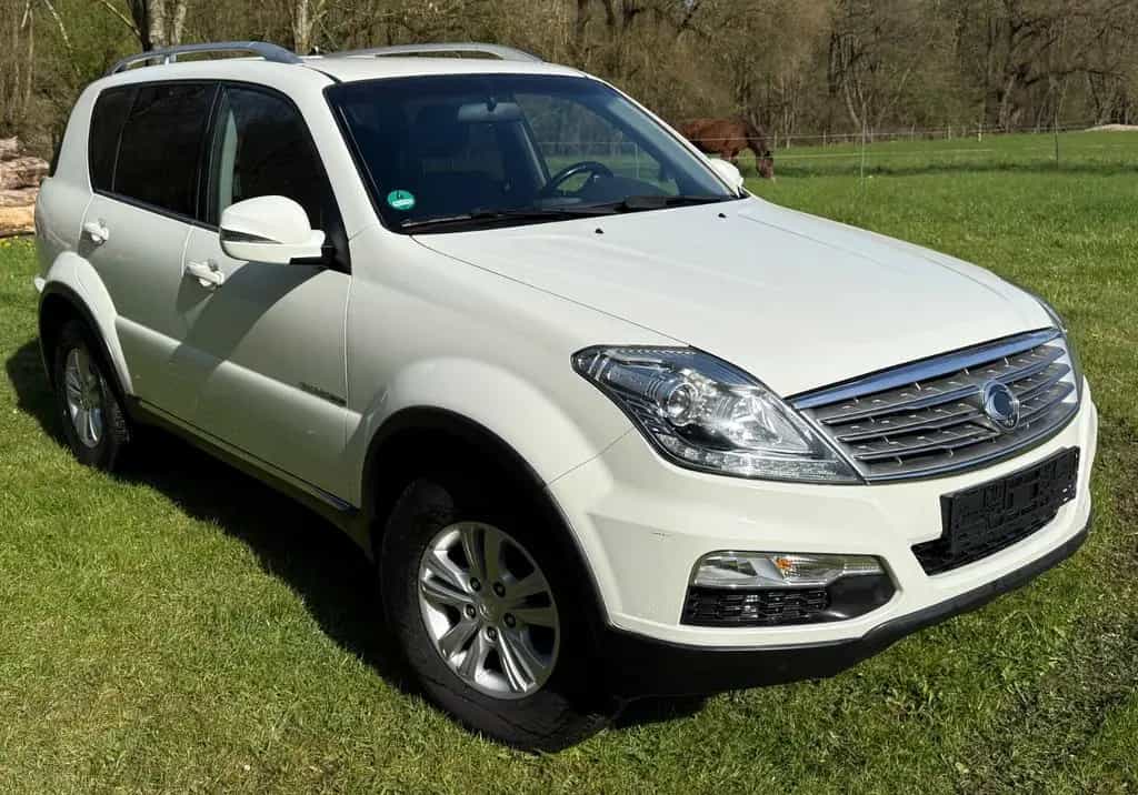 Ssangyong REXTON 2.2 Diesel e-XDi 220 Crystal 2WD Crystal 02/2016-photo-1