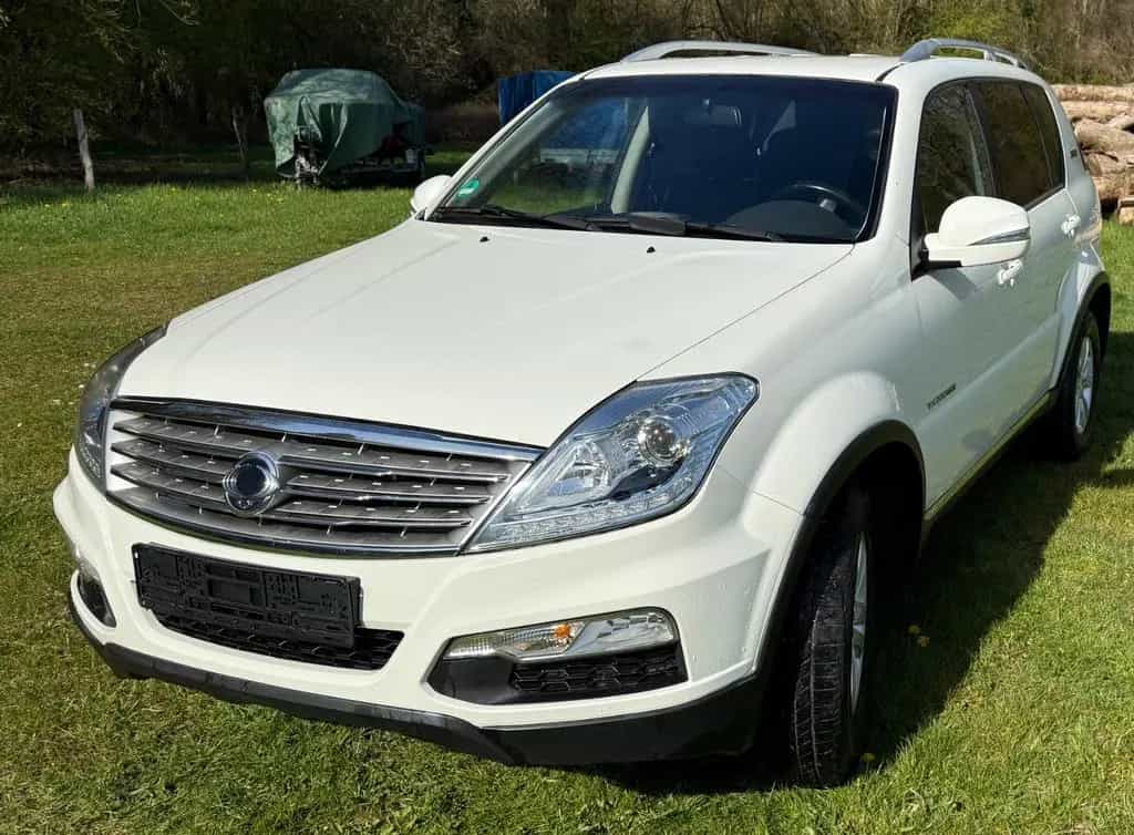 Ssangyong REXTON 2.2 Diesel e-XDi 220 Crystal 2WD Crystal 02/2016-photo-2