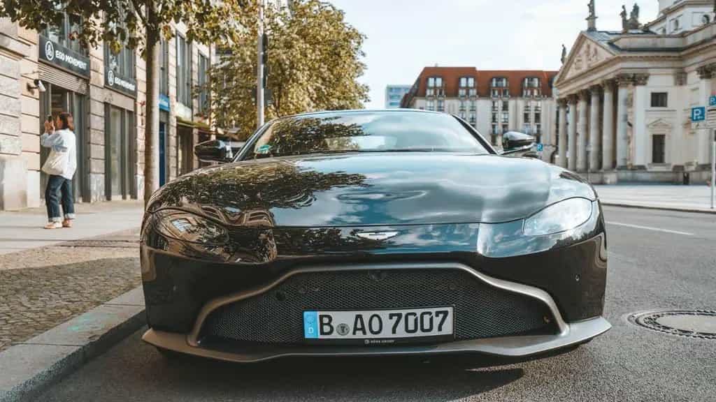 Aston Martin V8 Vantage 510 PS | Onyx Black | Copper Tan 07/2018-photo-1