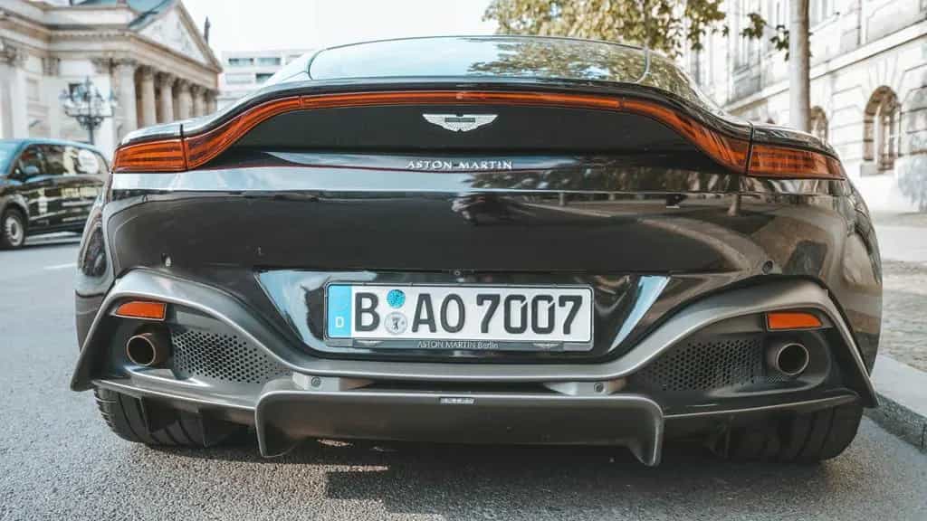 Aston Martin V8 Vantage 510 PS | Onyx Black | Copper Tan 07/2018-photo-9