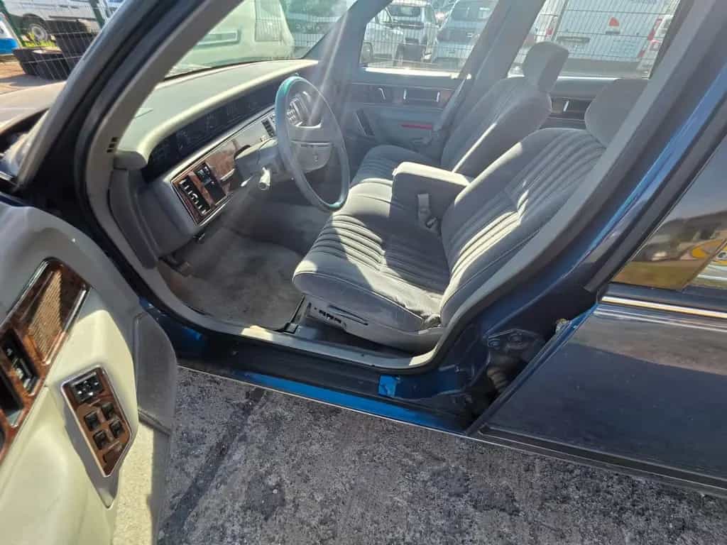 Buick 3800 Regal Custom 10/1993-photo-12