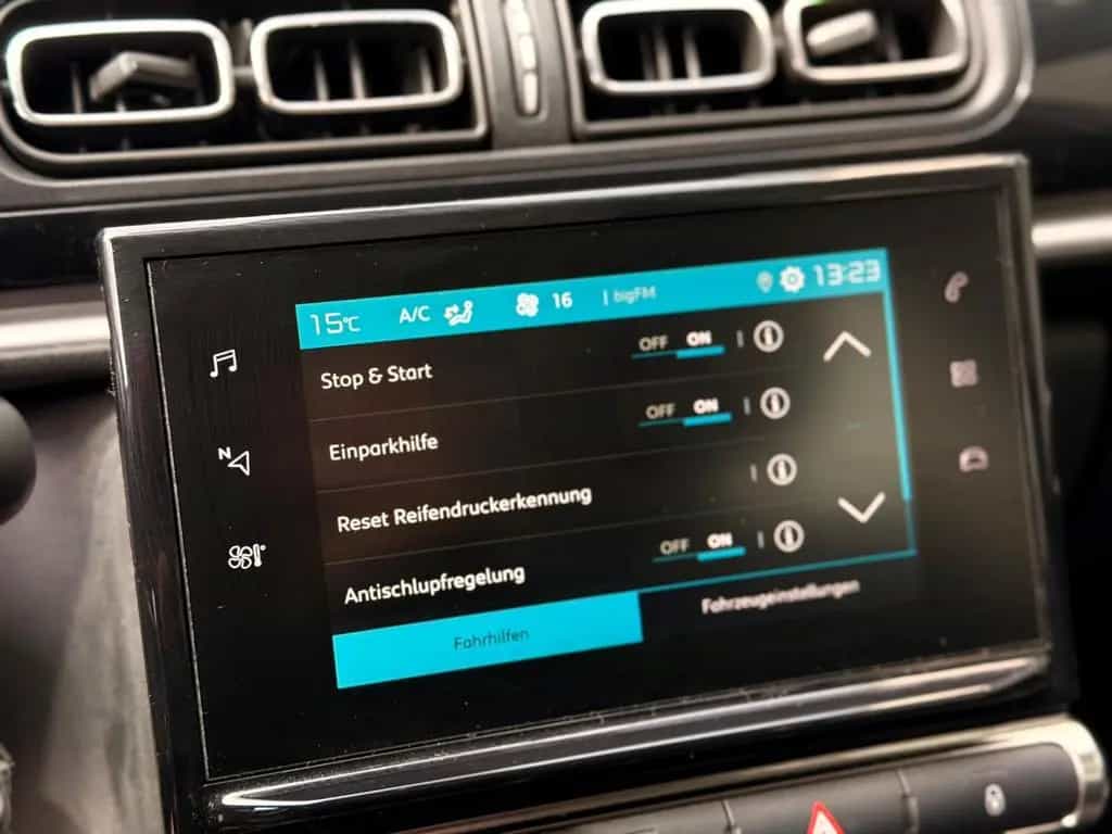 Citroën C3 Shine/AUTOMATIK*/SHZ/PDC/BLUETOOTH 12/2018-photo-11