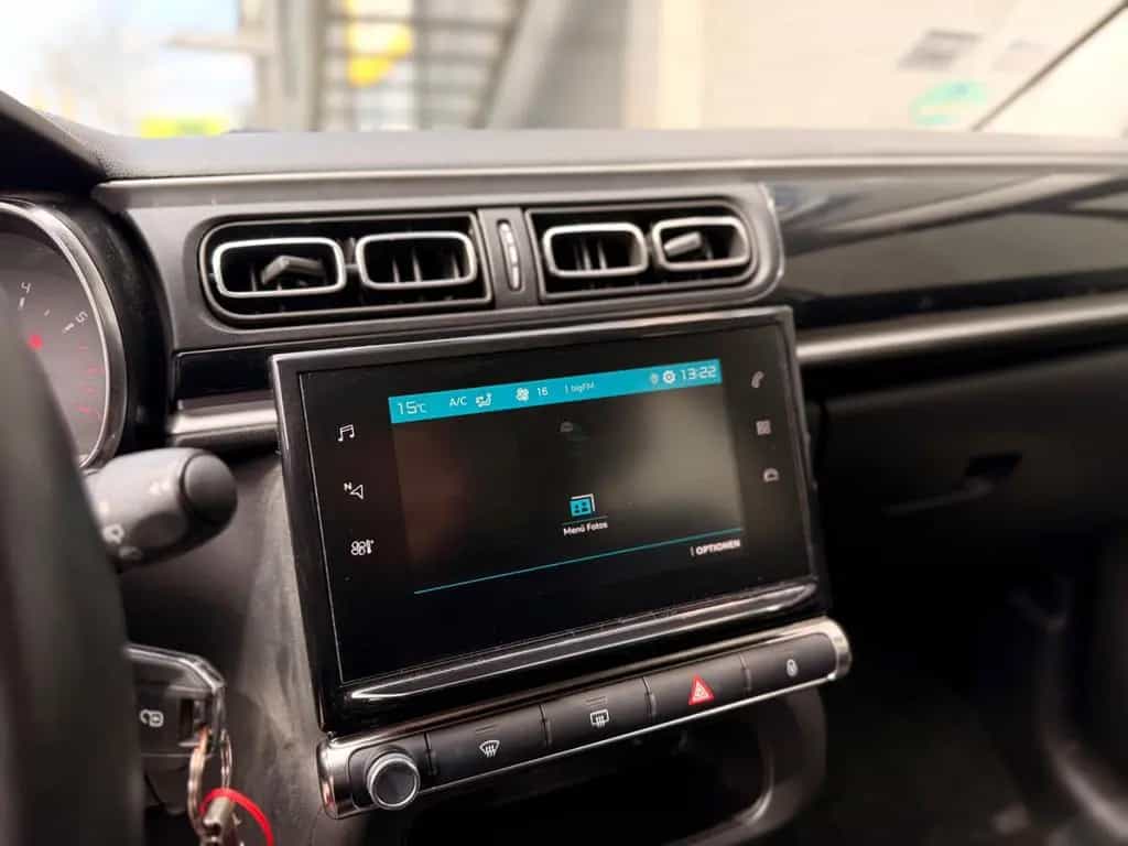 Citroën C3 Shine/AUTOMATIK*/SHZ/PDC/BLUETOOTH 12/2018-photo-12