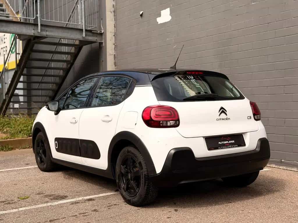 Citroën C3 Shine/AUTOMATIK*/SHZ/PDC/BLUETOOTH 12/2018-photo-2