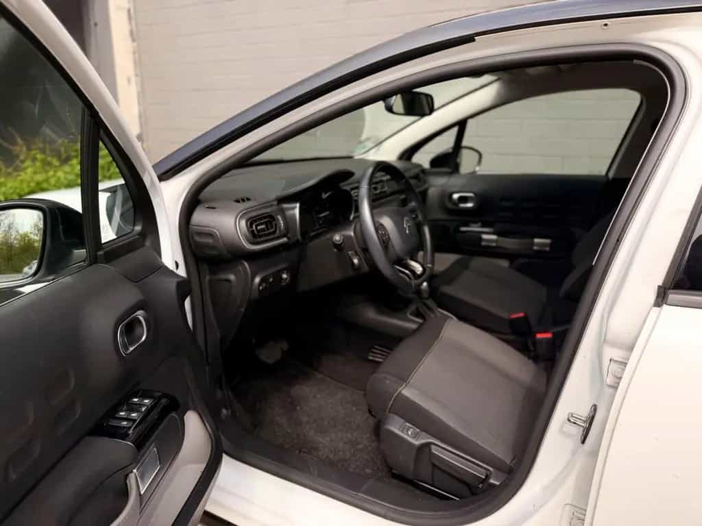 Citroën C3 Shine/AUTOMATIK*/SHZ/PDC/BLUETOOTH 12/2018-photo-5