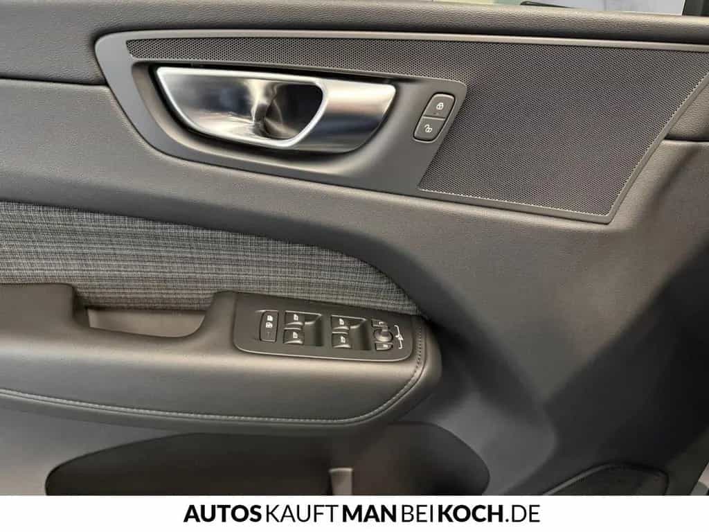 Volvo XC60 B4 D Core ACC BLIS STDHz 4xSHz LED PDC/CAM 02/2024-photo-13