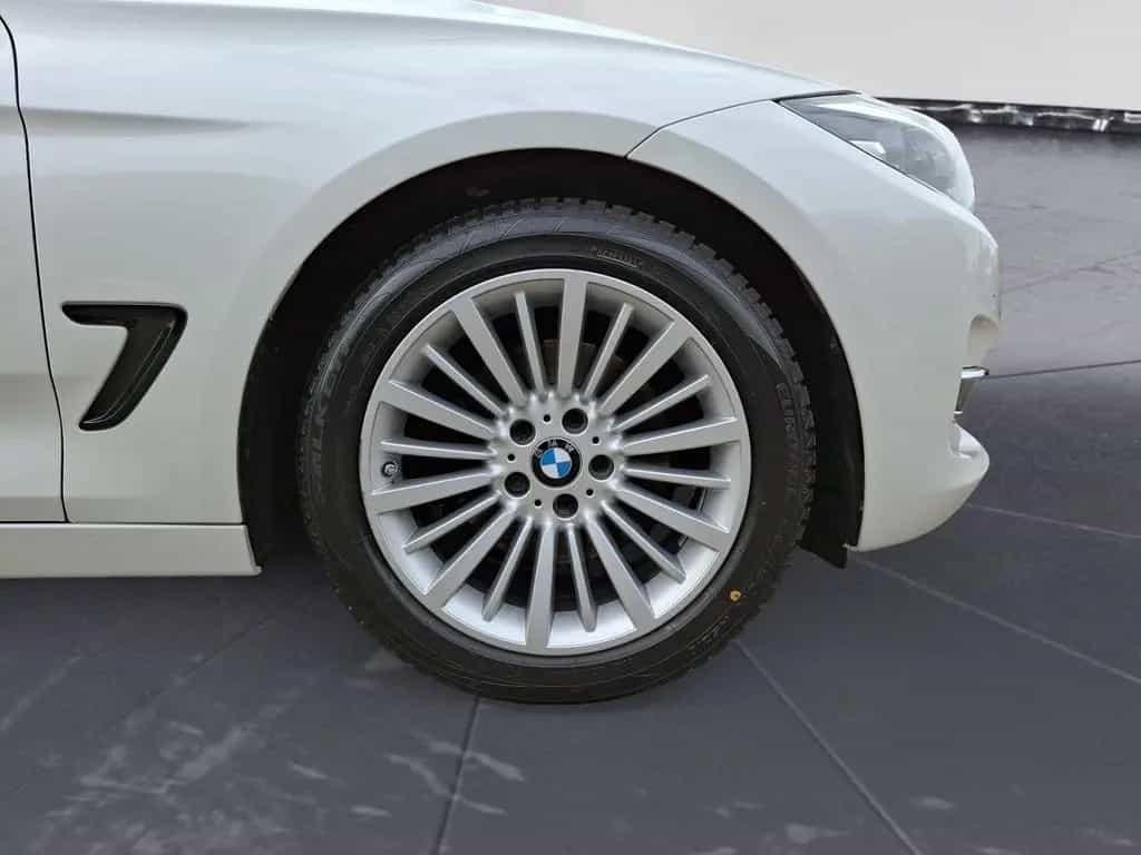 BMW 3 Series 330i Gran Turismo xDrive Luxury Line Aut Stop&Go 01/2019-photo-10