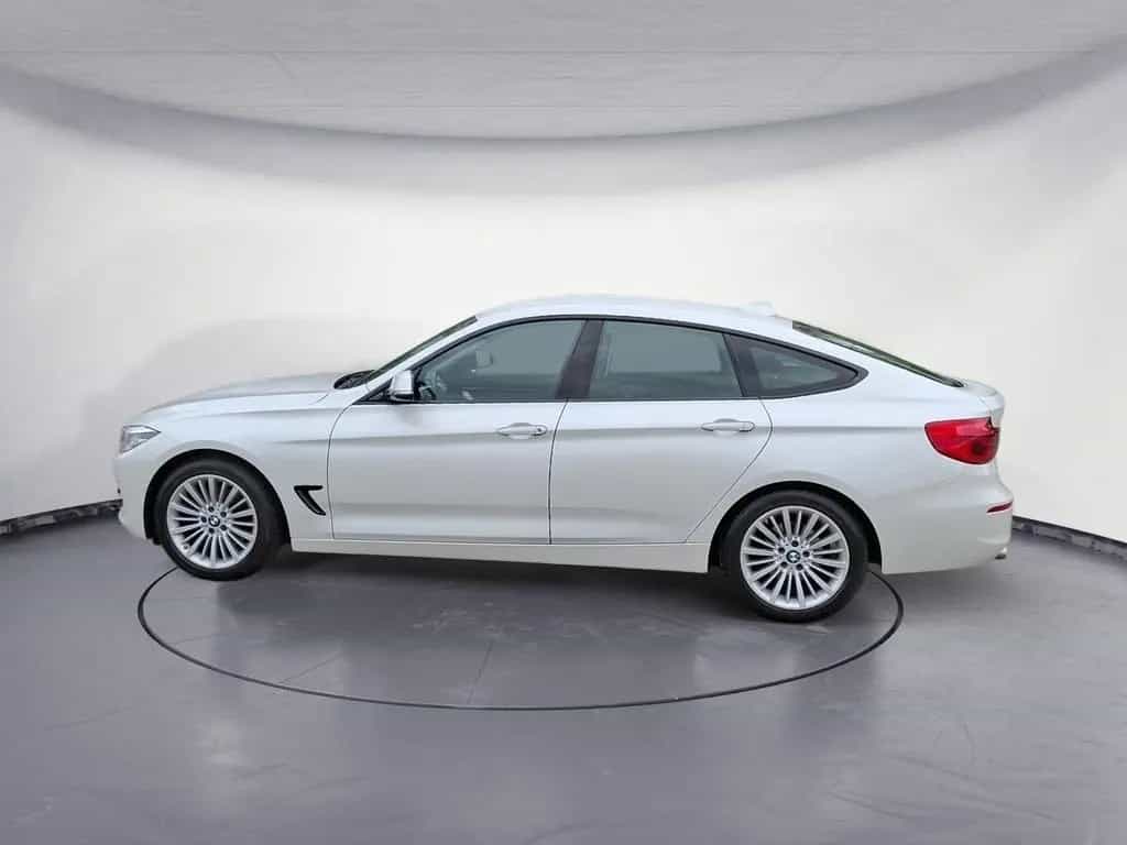BMW 3 Series 330i Gran Turismo xDrive Luxury Line Aut Stop&Go 01/2019-photo-1